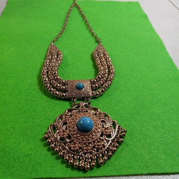 Statement Gold tone Three Strand with Large Pendant Necklace - Picture 4 of 8